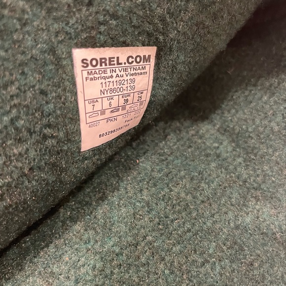 Youth/Kids Sorel Thermoplus boot liner. size 7 never worn. - Picture 3 of 7